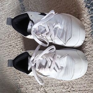 Mizuno Women's Wave Supersonic 2 Volleyball Shoes